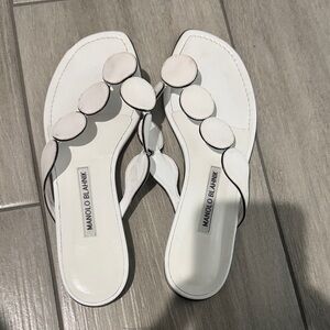 Manolo Blahnik Nour White Leather Circle-Detail Sandals Size 39